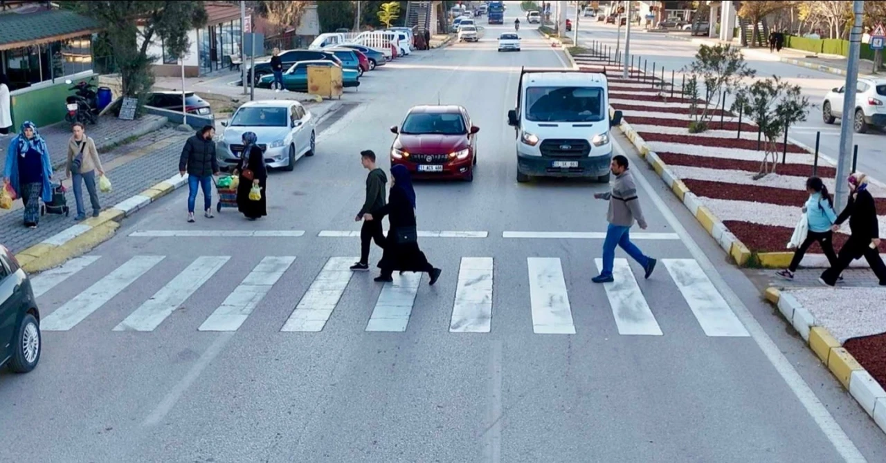Osmaneli’nde yaya önceliği için drone destekli trafik denetimi