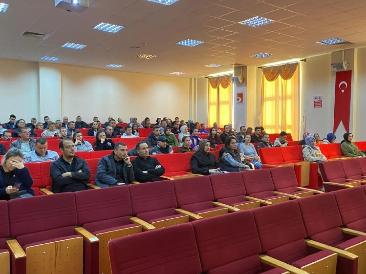 Bilecik’te Güvenlik Görevlilerine İletişim ve Öfke Kontrolü Eğitimi