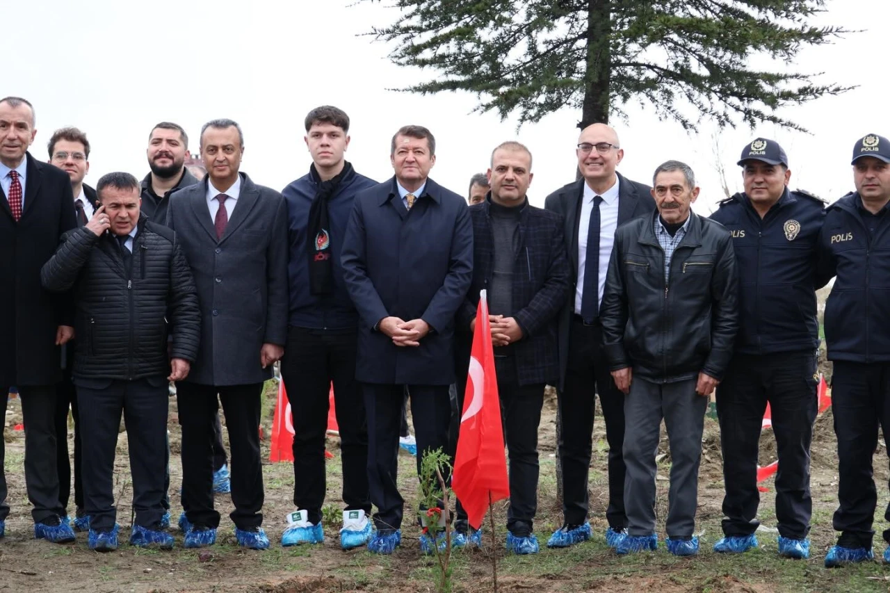 Bilecik’te şehitler için fidan dikim etkinliği yapıldı