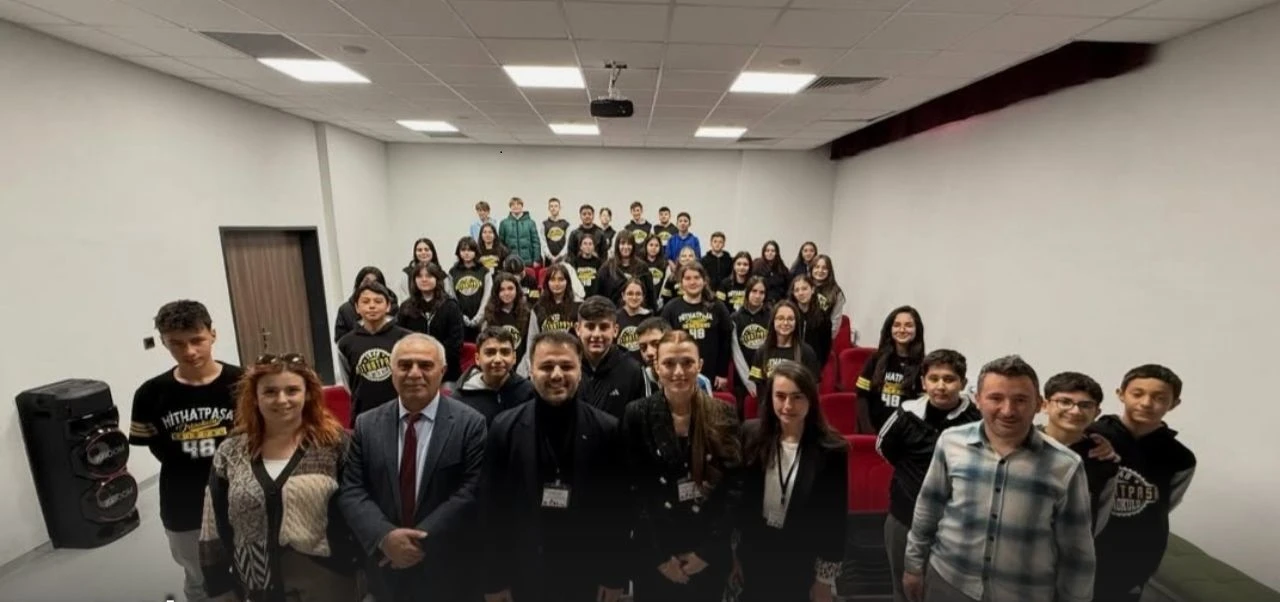 Emirdağ Mithatpaşa Ortaokulunda ‘Bilim Odaklı Buluşma’ Projesi Düzenlendi