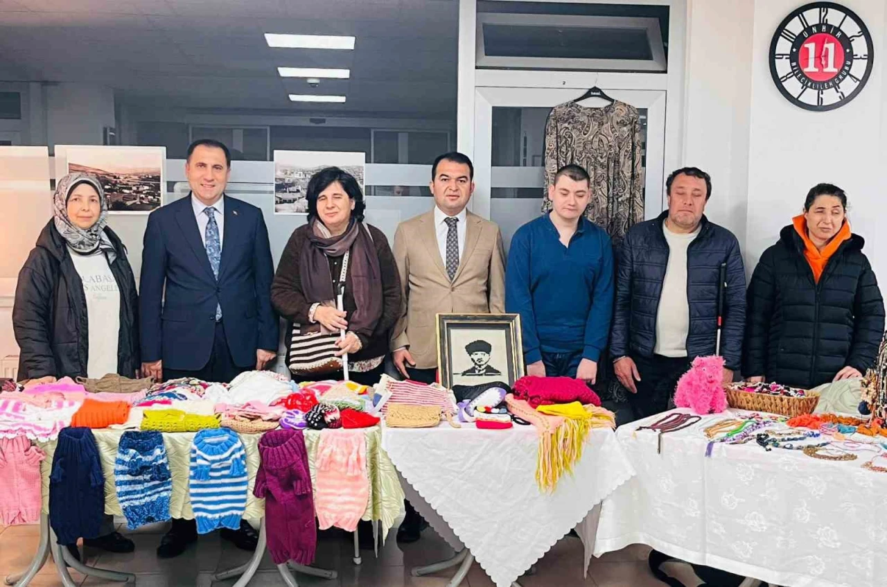 Bilecik’te Engelliler için Çini Sanatı Etkinliği Düzenlendi