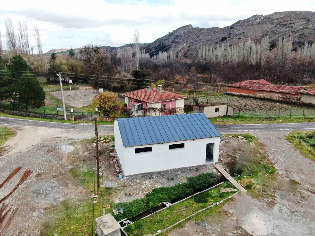 İnönü’de metruk halı yıkama alanı yenilenerek hizmete açıldı