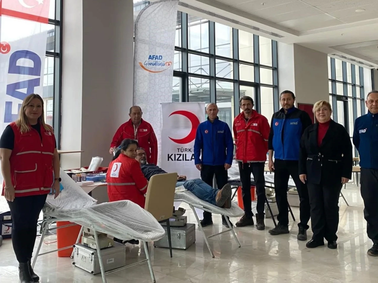 Kütahya AFAD, Kızılay işbirliğiyle kan bağışı kampanyası düzenledi