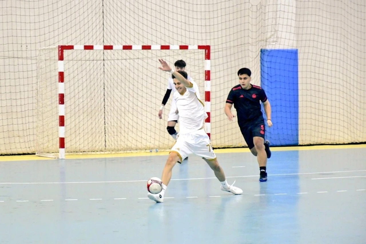 Eskişehir’de Genç A Erkek Futsal Müsabakaları başladı