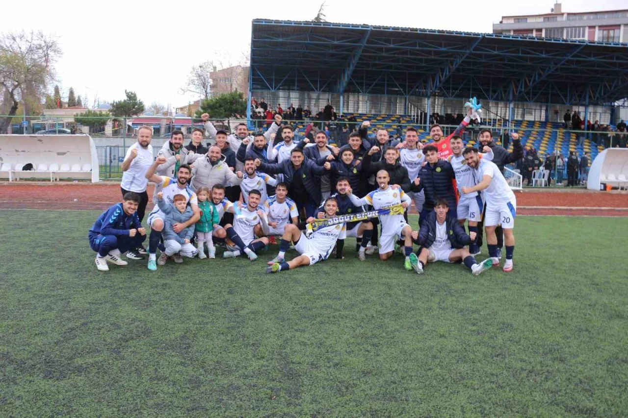 Söğütspor, Evinde Yalovaspor’u 2-1 Mağlup Etti