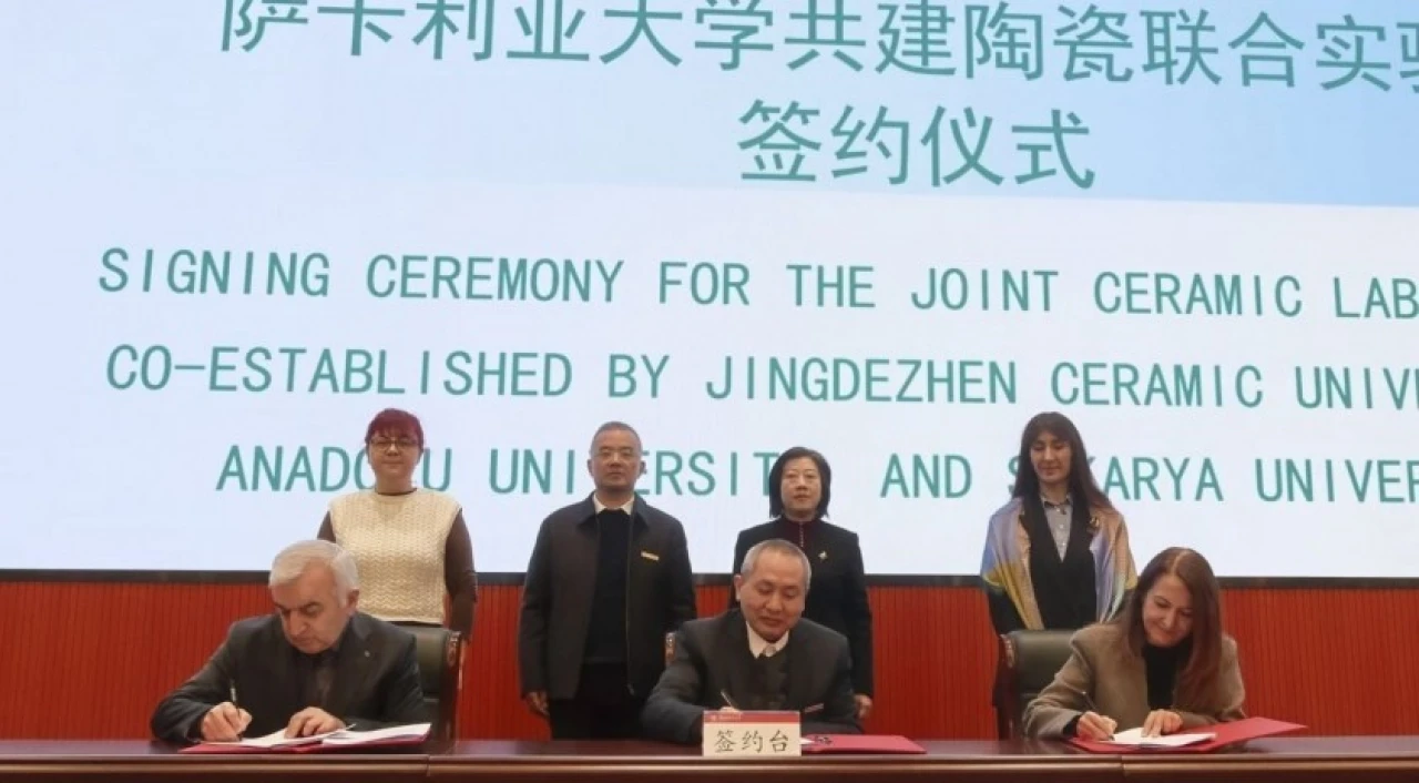 Türkiye–Çin ortak seramik laboratuvarı için üç üniversite stratejik protokol imzaladı