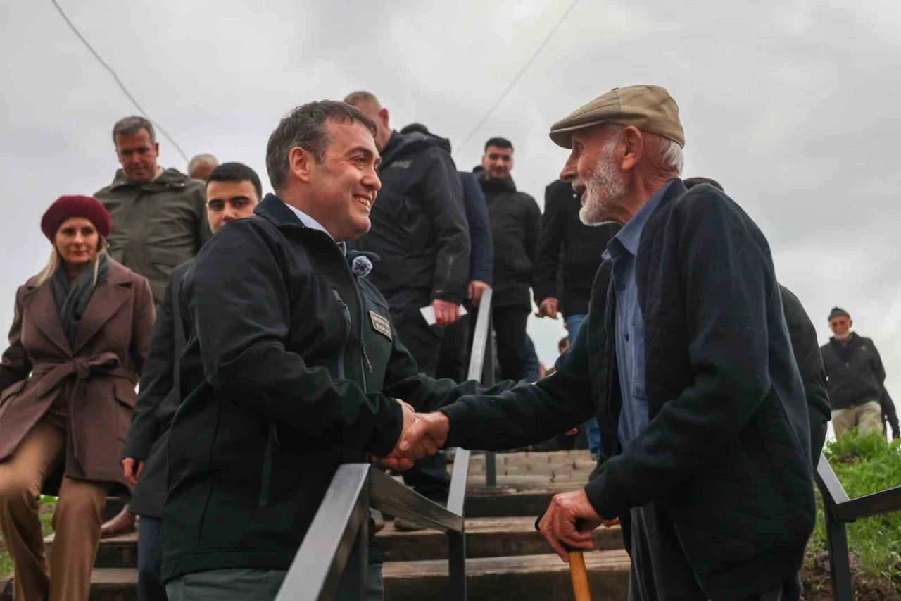 Vali Sözer, Yangın Mağdurları İçin Yapılan Kalıcı Konutlarda İncelemelerde Bulundu