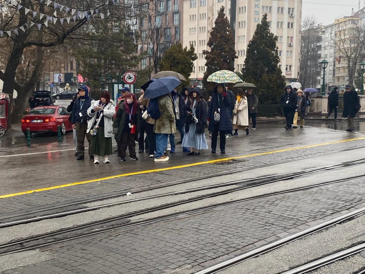 Yağmurlu havaya rağmen Eskişehir’e yoğun ilgi