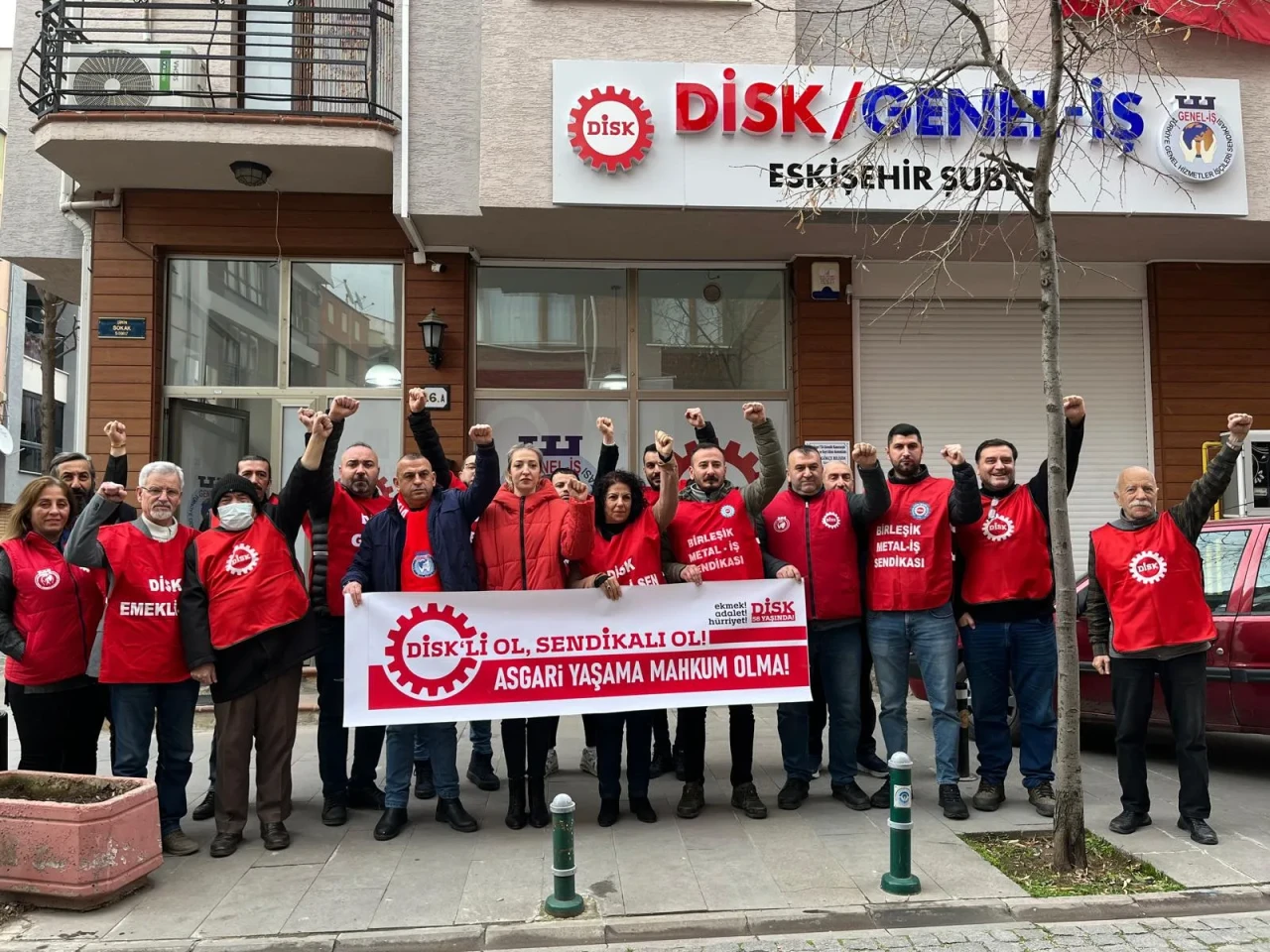 DİSK Eskişehir'de 58. yılını kutladı