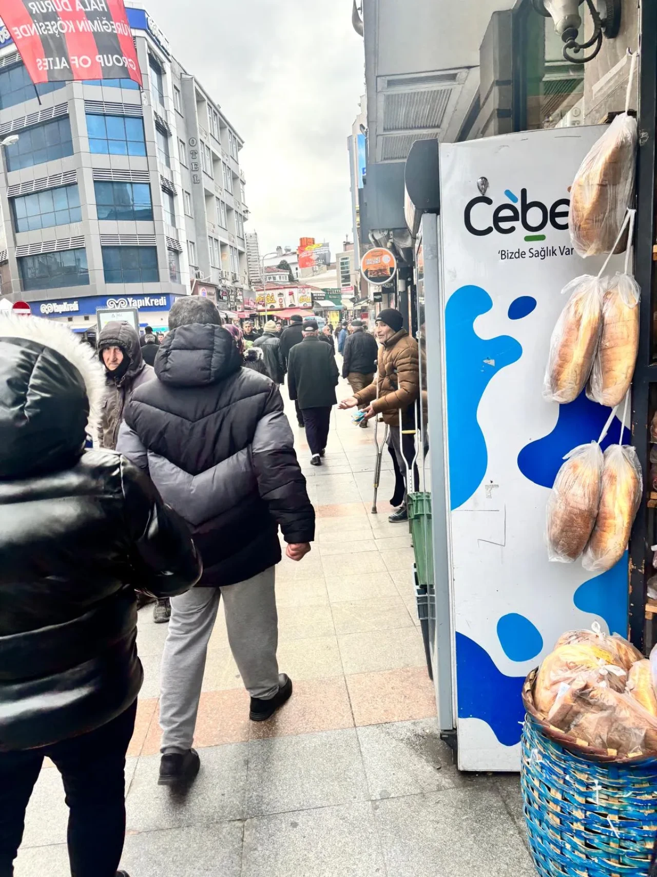 Eskişehir’de Dilenci, Basın Mensubuna Saldırdı