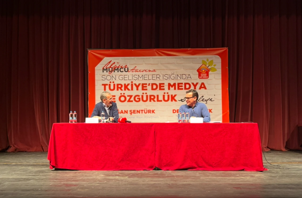 Eskişehir’de “Türkiye’de Medya ve Özgürlük” Söyleşisi Düzenlendi