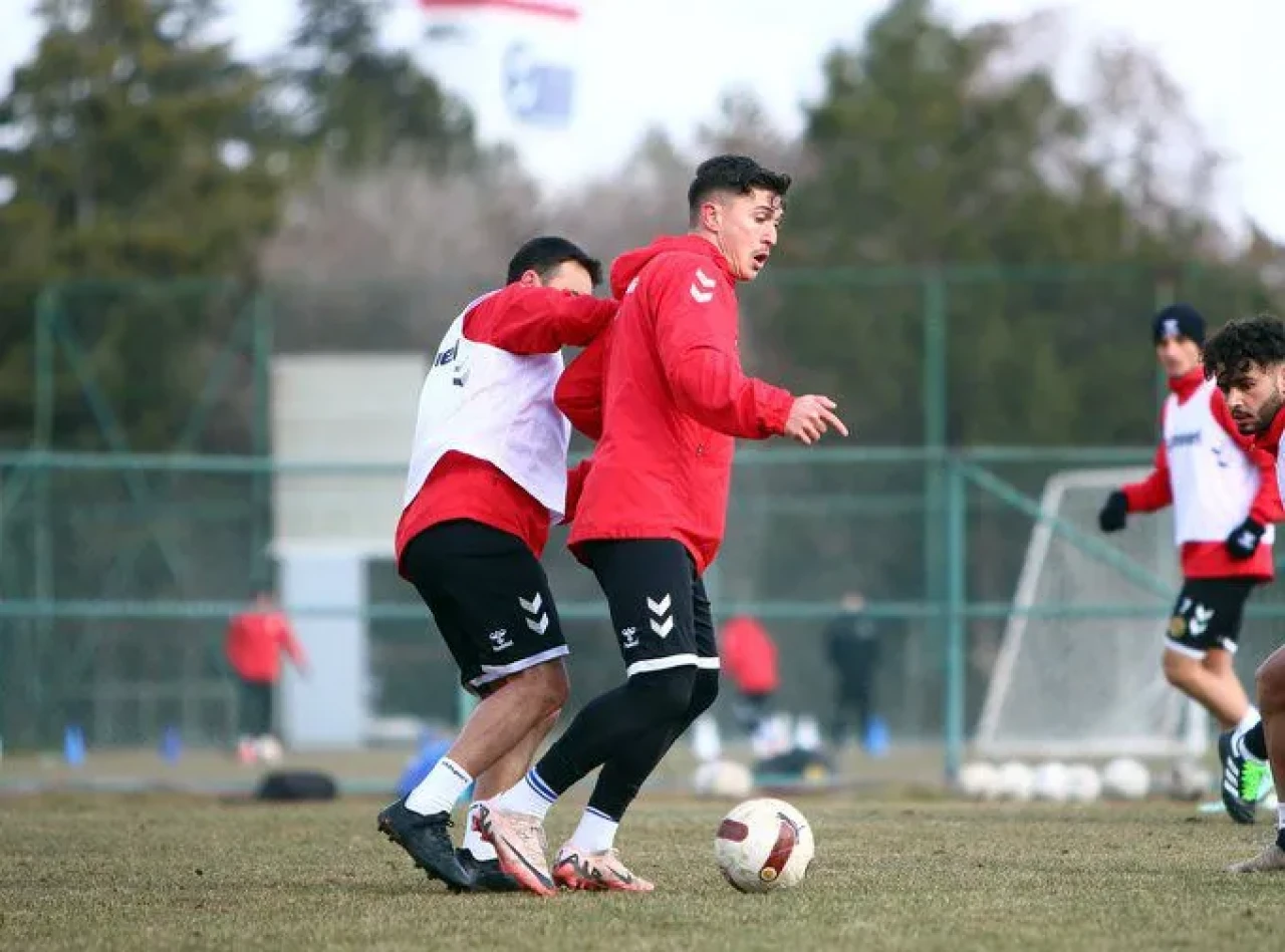 Eskişehirspor, Kaş Kınıkspor Maçına Hazırlıklarına Başladı