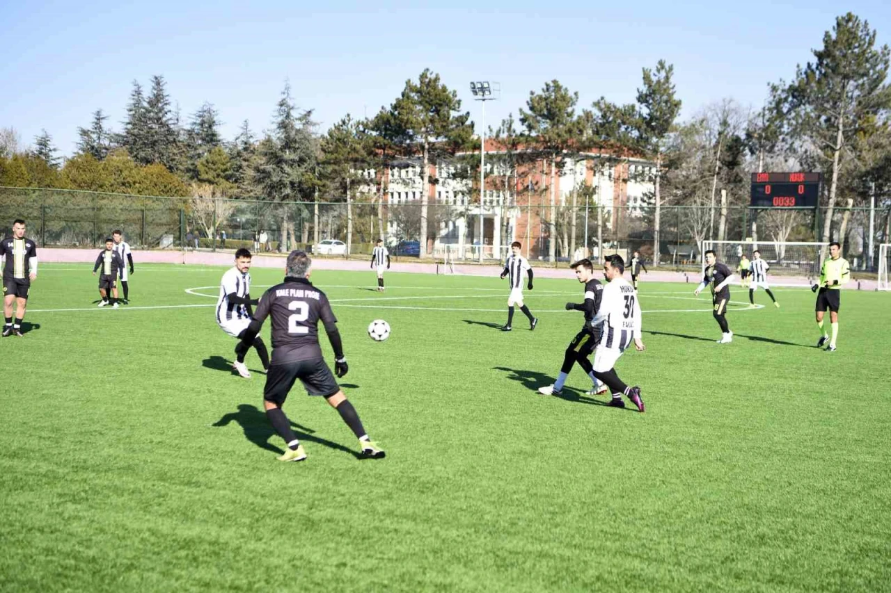 Anadolu Üniversitesi Öğrenci Spor Turnuvaları Başladı