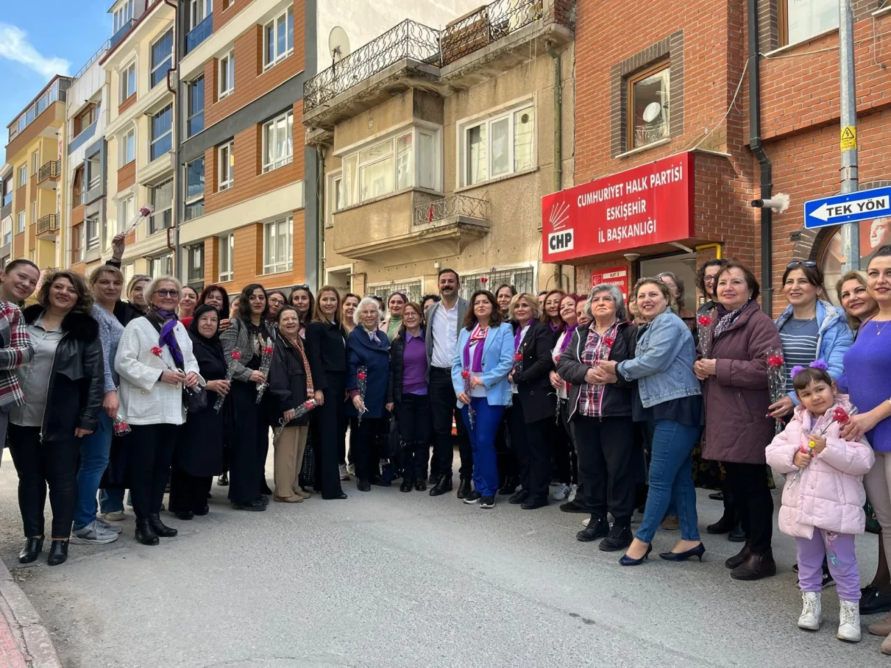 CHP Kadın Kollarından 8 Mart mesajı: “Geri adım atmayacağız”