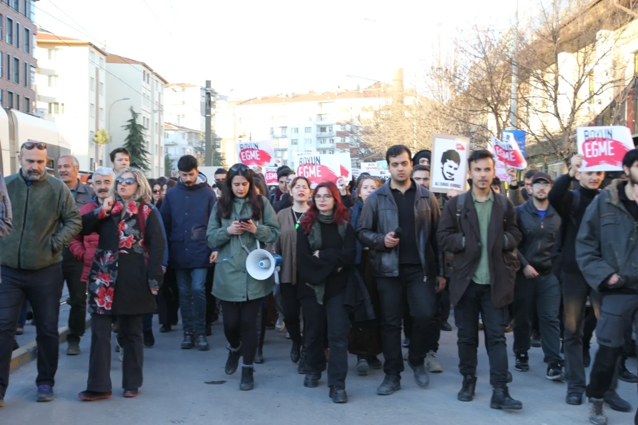 Eskişehir'de öğrenciler boykot çağrısı yaptı!