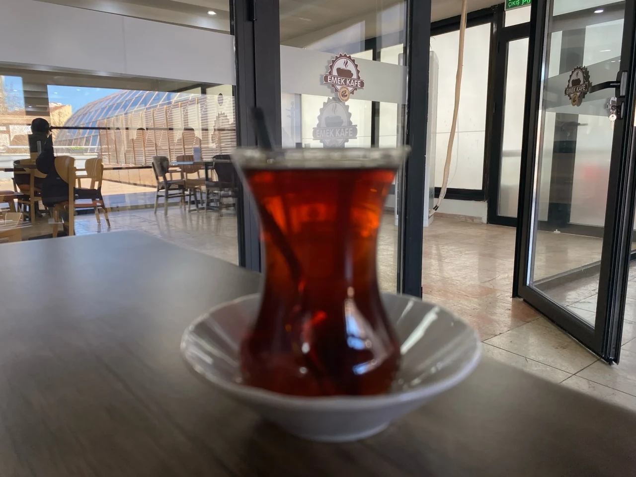 Eskişehir'de Emek Kafe Ramazan ayında hizmet vermeye devam ediyor