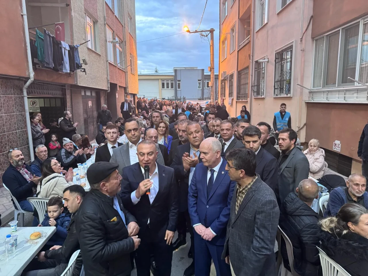 MHP Genel Başkan Yardımcısı İzzet Ulvi Yönter Eskişehir’de Temaslarda Bulundu