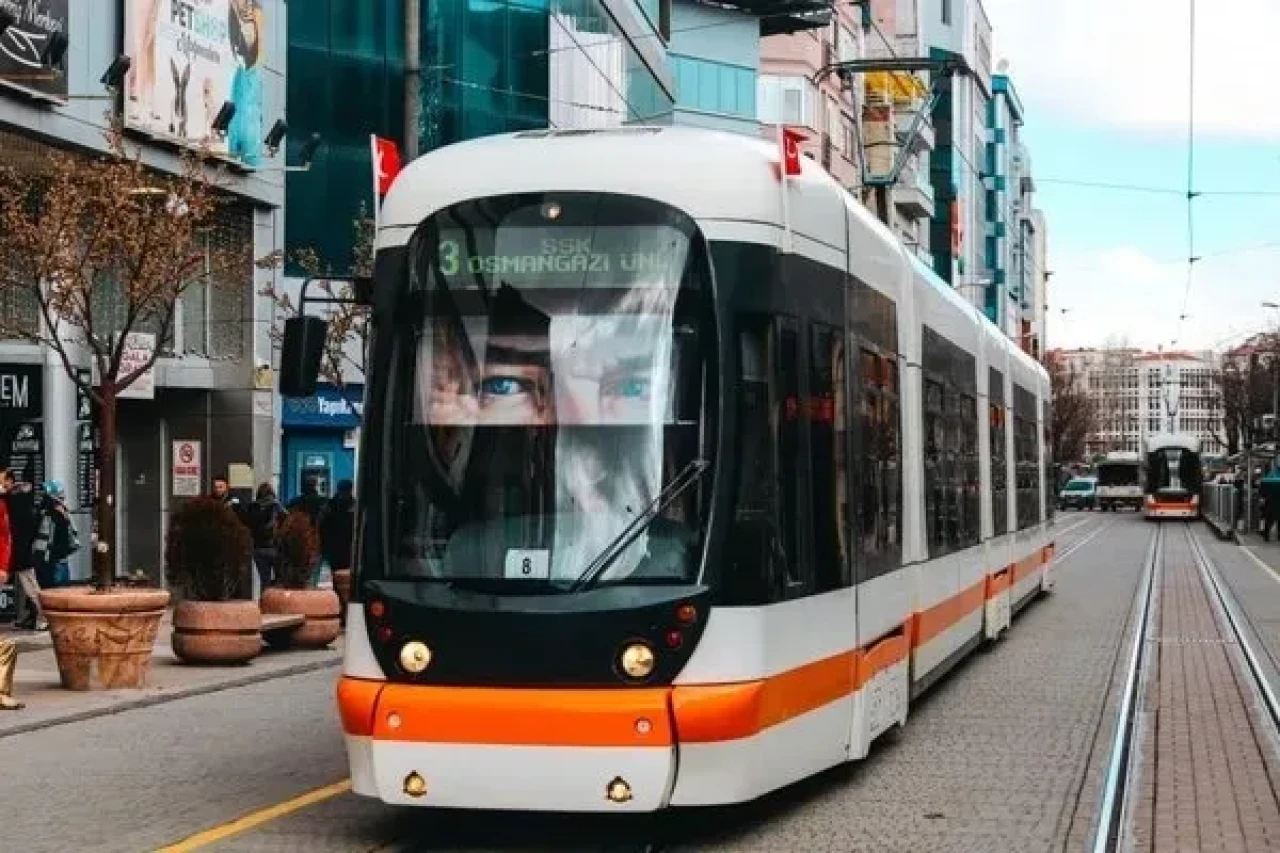 Eskişehir’de toplu taşıma ücretlerine zam