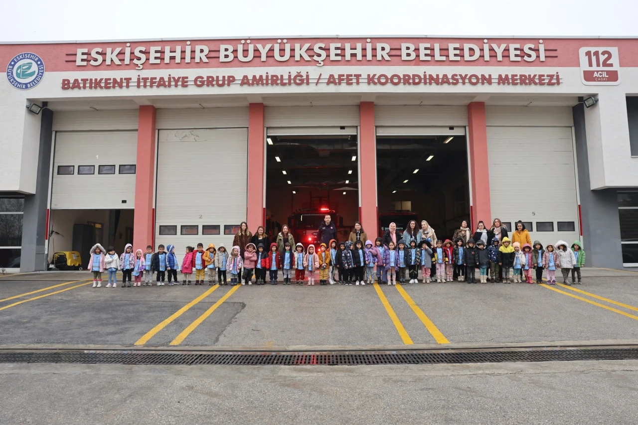 Eskişehir Büyükşehir Belediyesi’nden Miniklere Afet Eğitimi