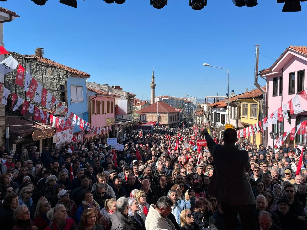 Talat Yalaz: “Tek adam senden korkmuyoruz”