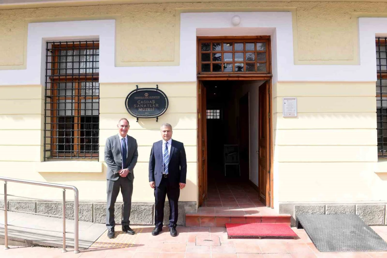 ABD Büyükelçiliği Maslahatgüzarı Goldman Anadolu Üniversitesi Rektörünü Ziyaret Etti