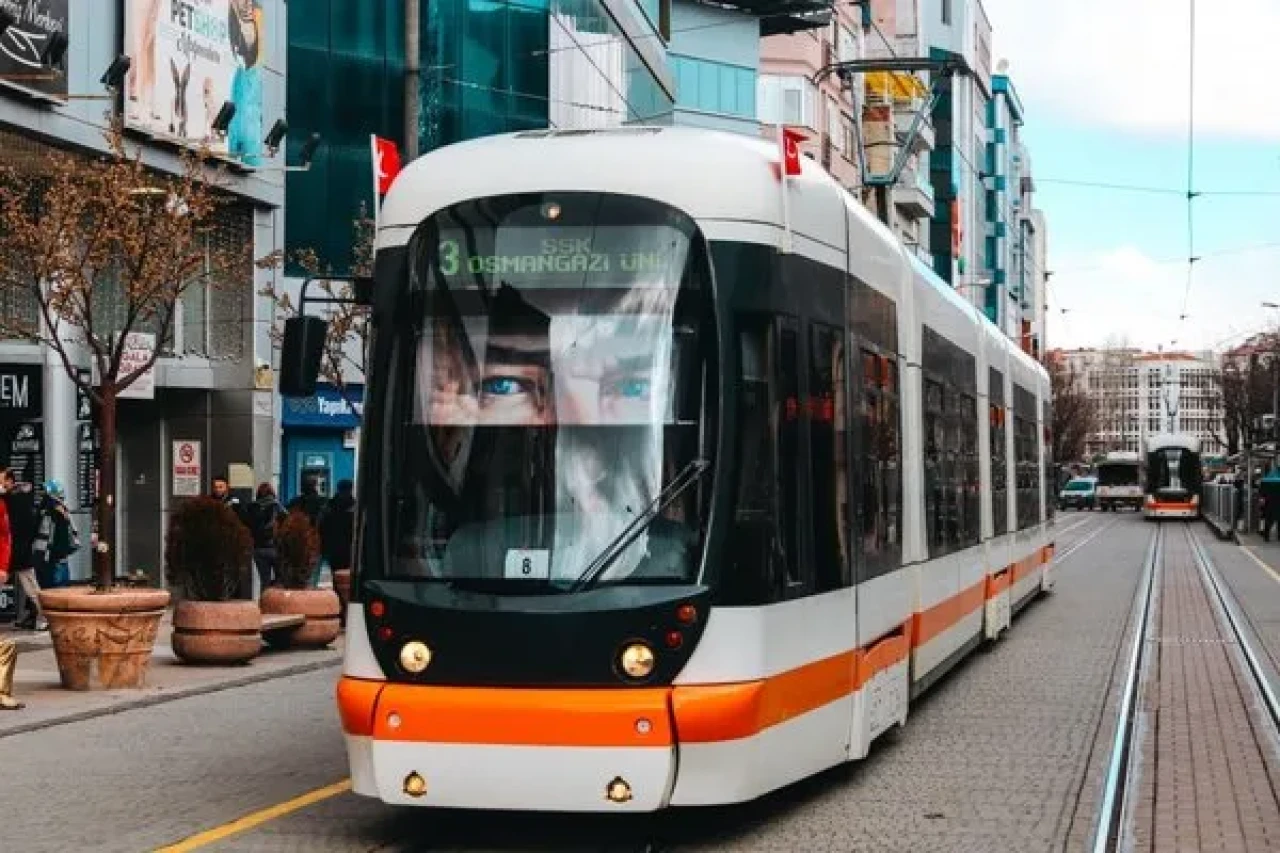 Eskişehir’de tramvay seferlerinde değişiklik!