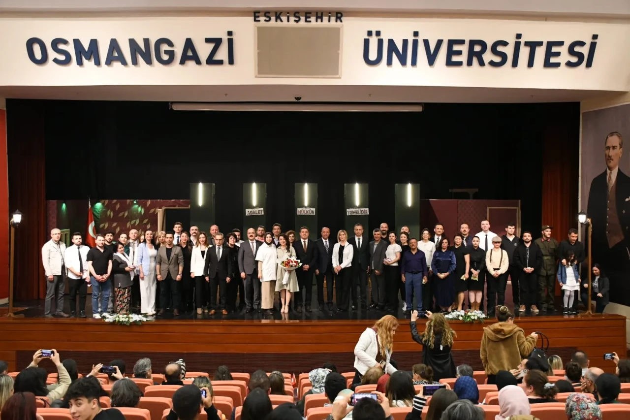 Eskişehir yargı teşkilatı tiyatro sahnesinde