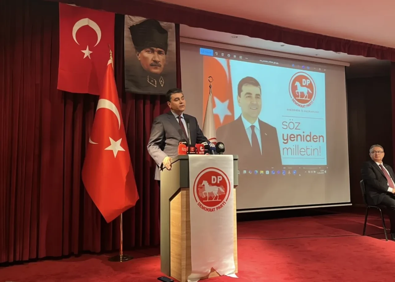 “Gelmeseydiniz kardeşim” Sözü DP Kongresine Damga Vurdu