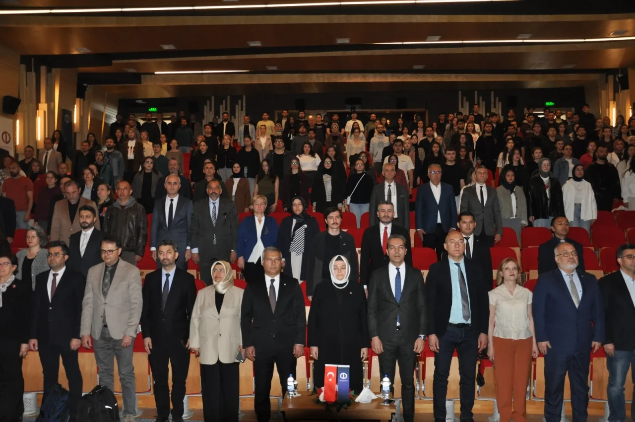 Aile Yılı Sempozyumu Eskişehir’de Gerçekleşti