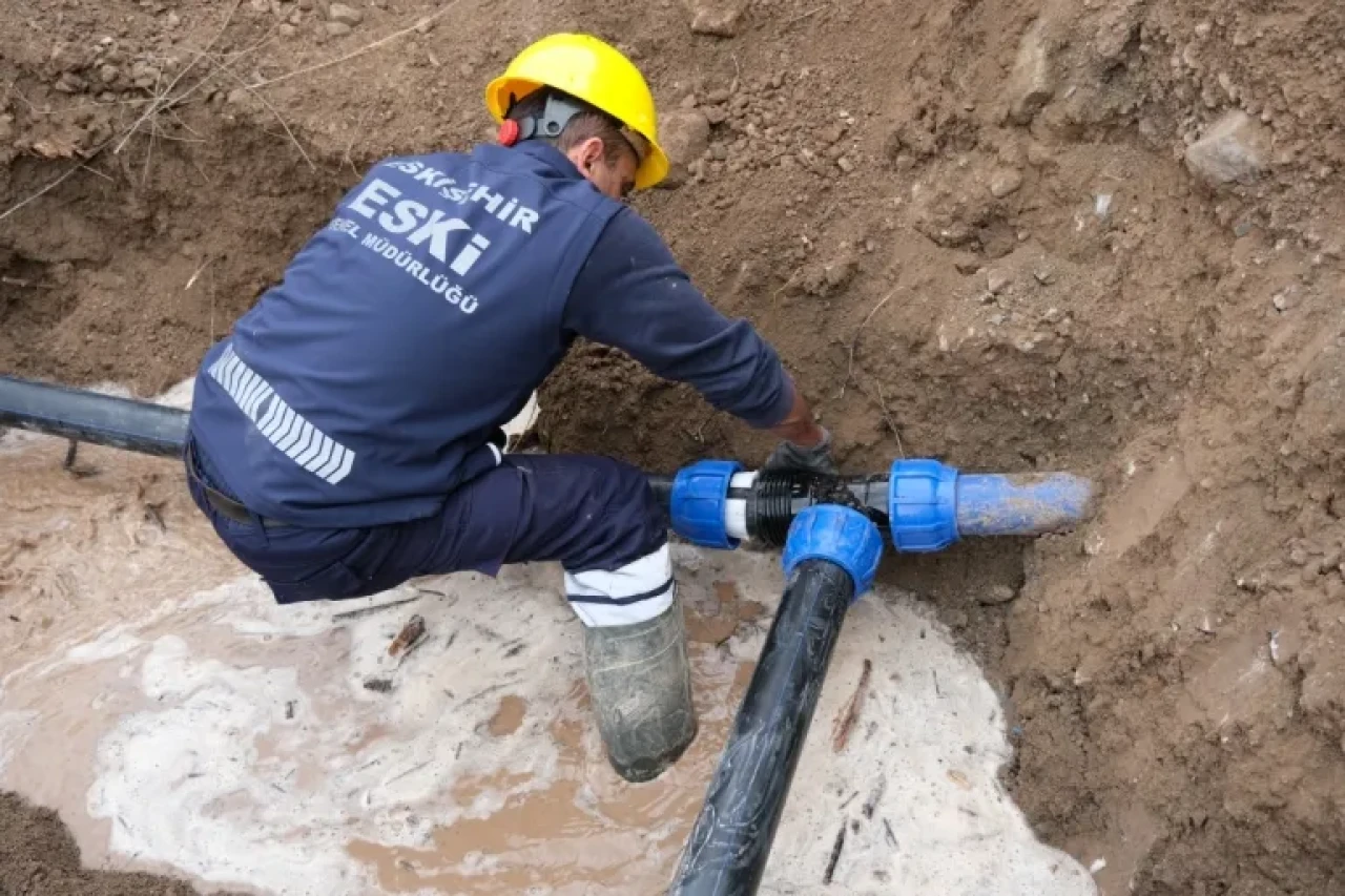 Eskişehir'in Bahçelievler Mahallesi'nde yan yol 7 gün trafiğe kapalı olacak