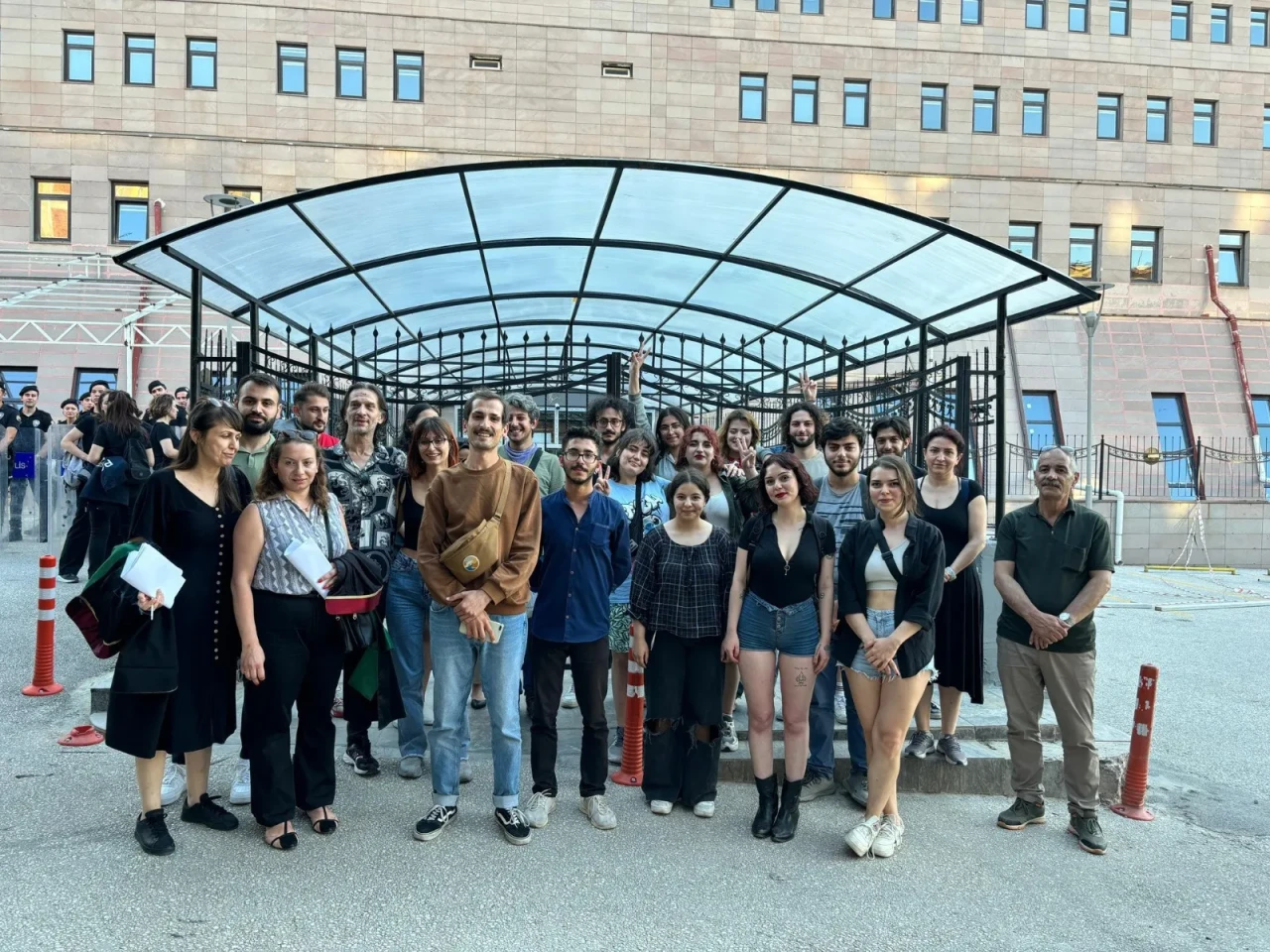 Eskişehir’de Onur Yürüyüşü’ne katılan 10 kişinin mahkeme kararı belli oldu