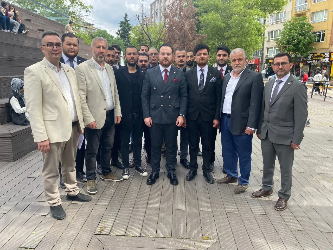 Melih Güner Eskişehir’de konuştu: Gençler Gelecekten Umutsuz, Çözüm Milli Kaynaklarda
