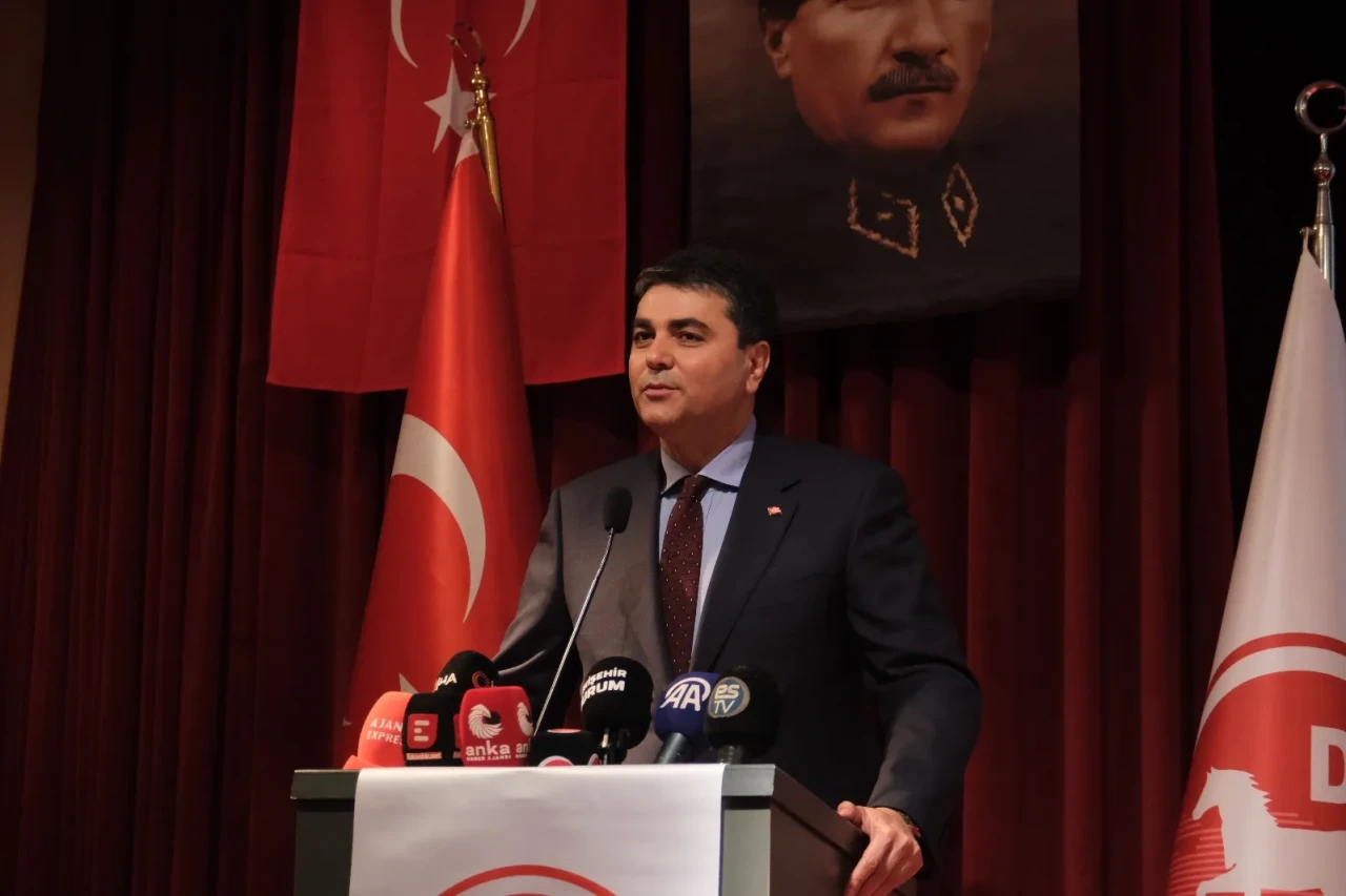 DP Genel Başkanı Gültekin Uysal: “Türkiye’de hukuk, iktidarın sopasına dönüştü”