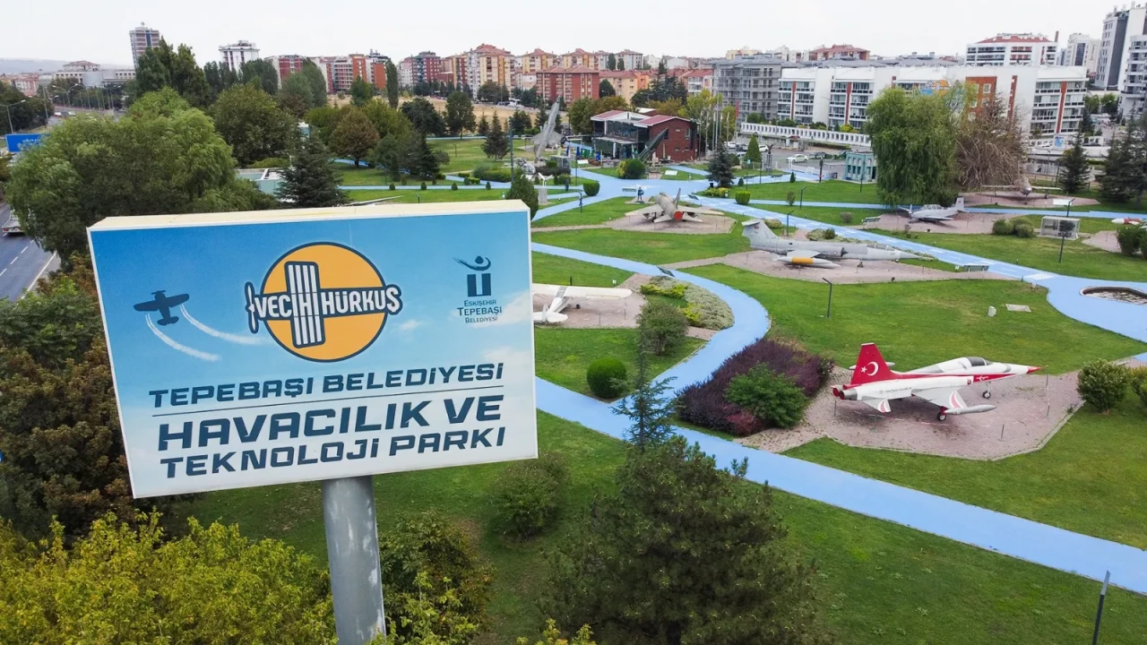 Vecihi Hürkuş Parkı yaz boyunca 21.00’e kadar açık olacak: Ziyaret saati uzatıldı