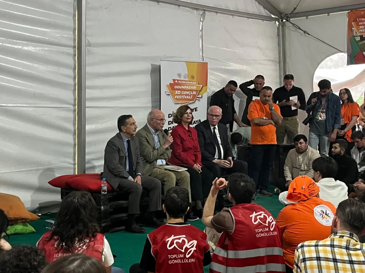 3D Festivalinde başkanlar gençler ile buluştu