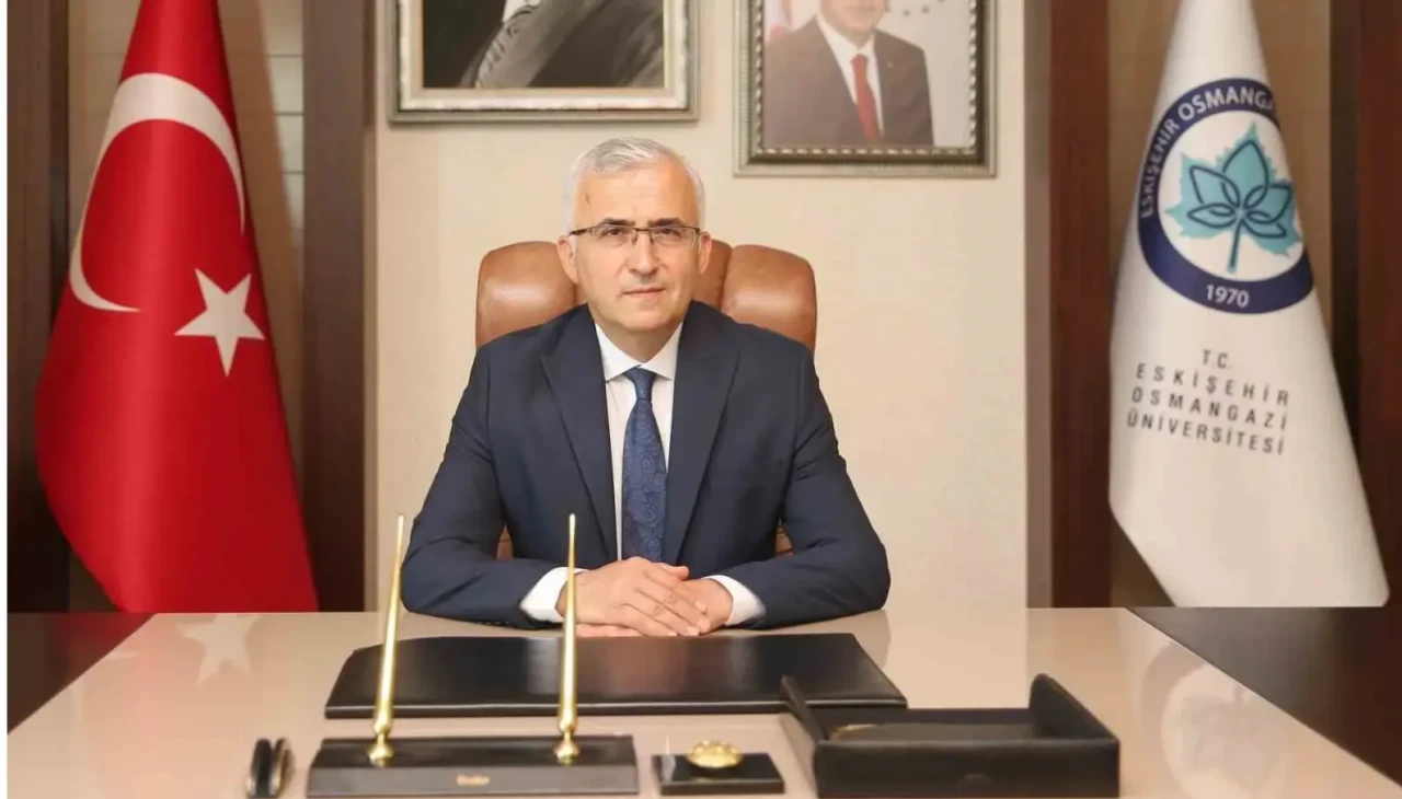 **ESOGÜ Rektörü Kamil Çolak: "Yunus Emre'nin Mesajları Bugün Daha Anlamlı!"**