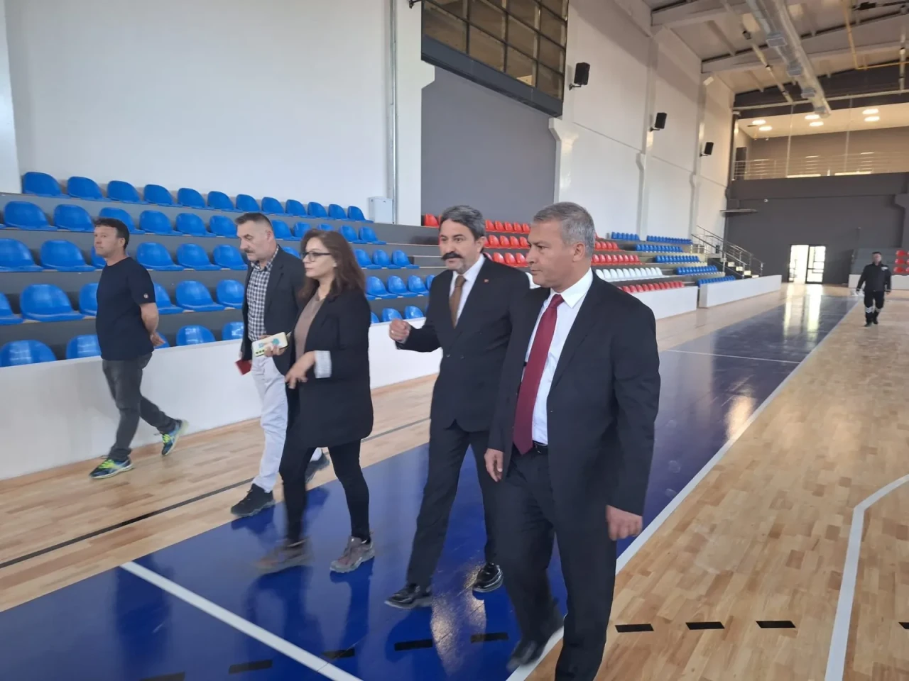 Eskişehir’e Yeni Spor Yatırımı: Kapalı Spor Salonu Yakında Hizmete Giriyor