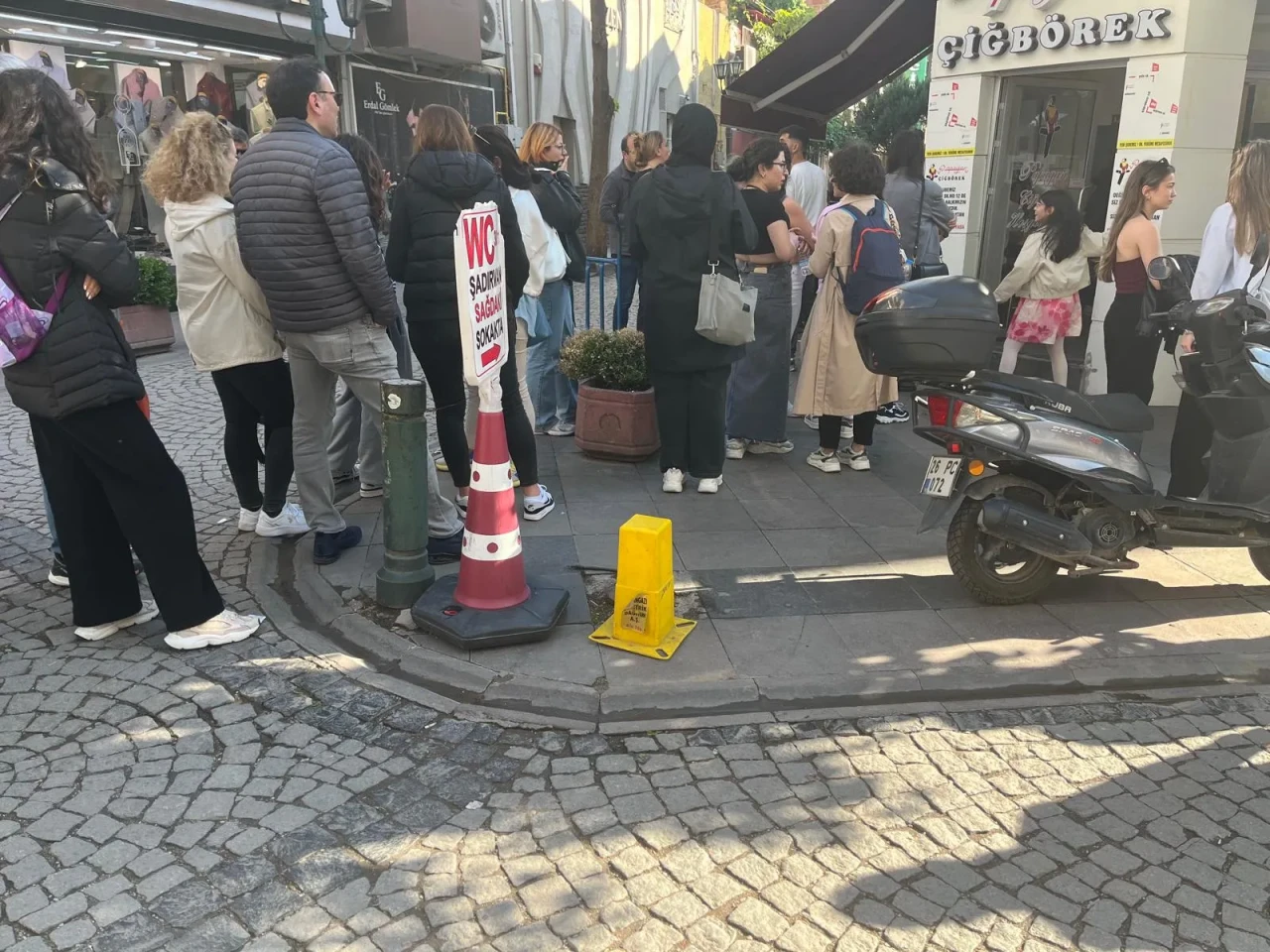 Turistler Eskişehir lezzetleri için kuyruğa girdi