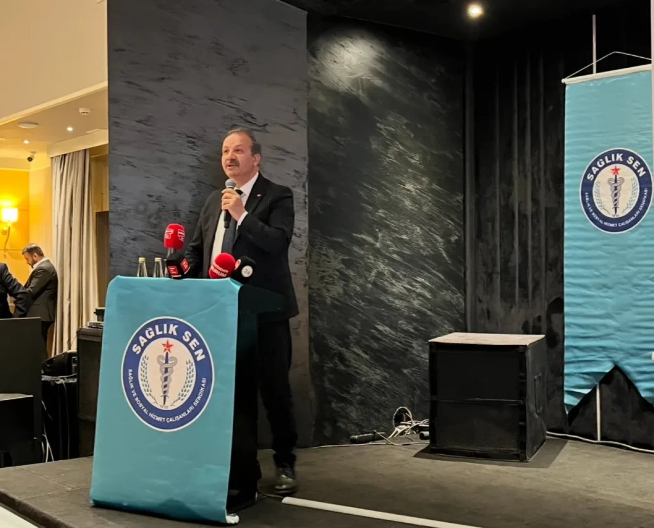 Sağlık çalışanlarının umudu: Sağlık-Sen’den yeni projeler