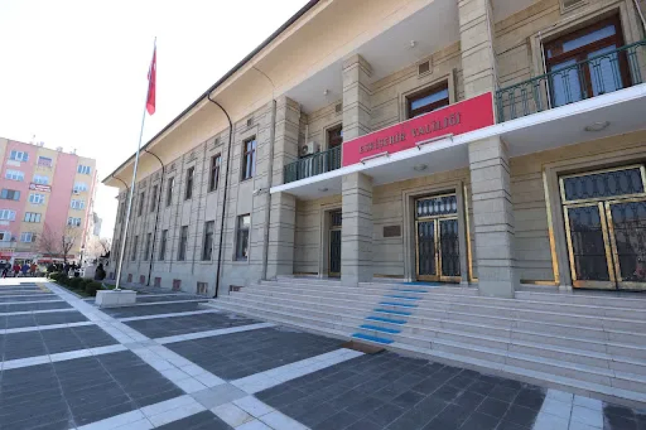 Eskişehir Valiliğinden 3 Mayıs Dünya Basın Özgürlüğü Günü mesajı