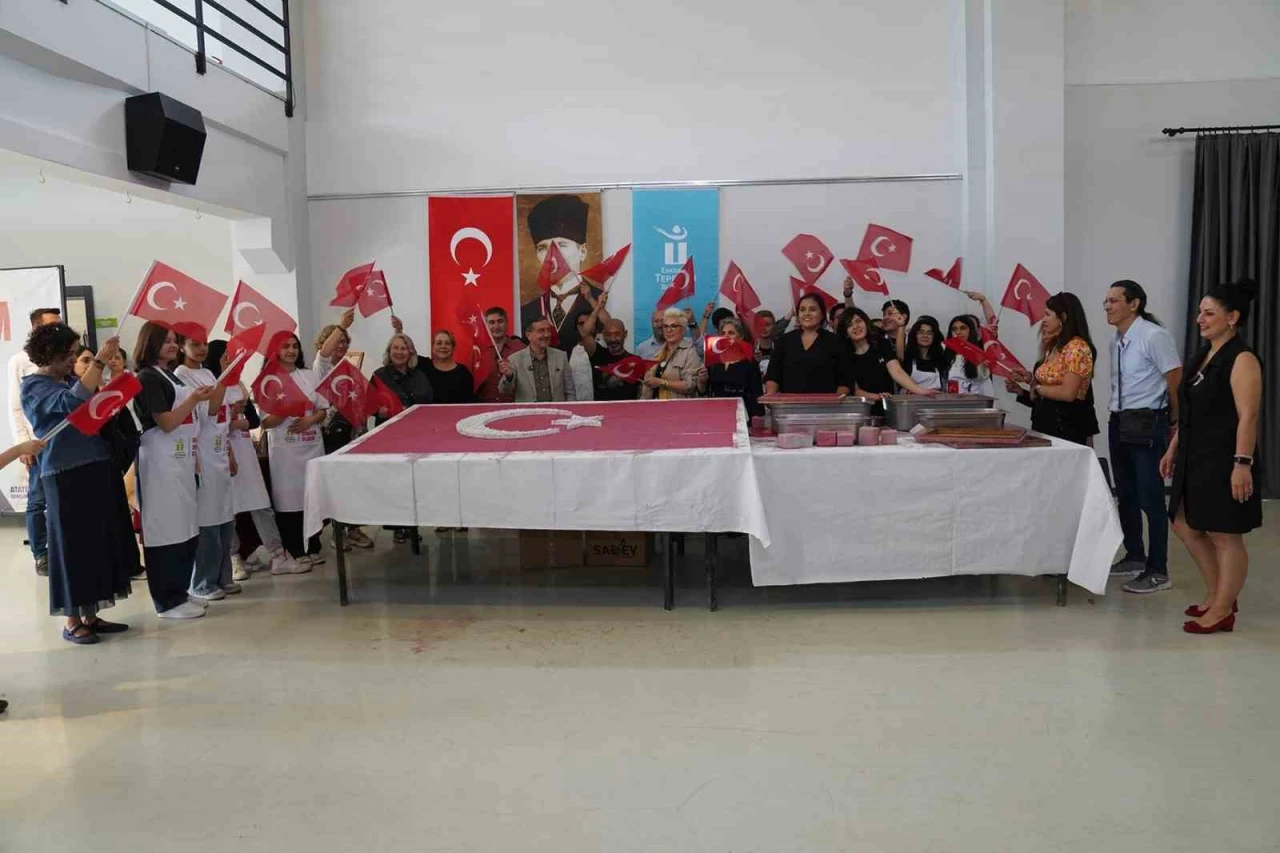 Eskişehir'de Geri Dönüşüm Oluşum Sergisi Sanatseverlerle Buluştu