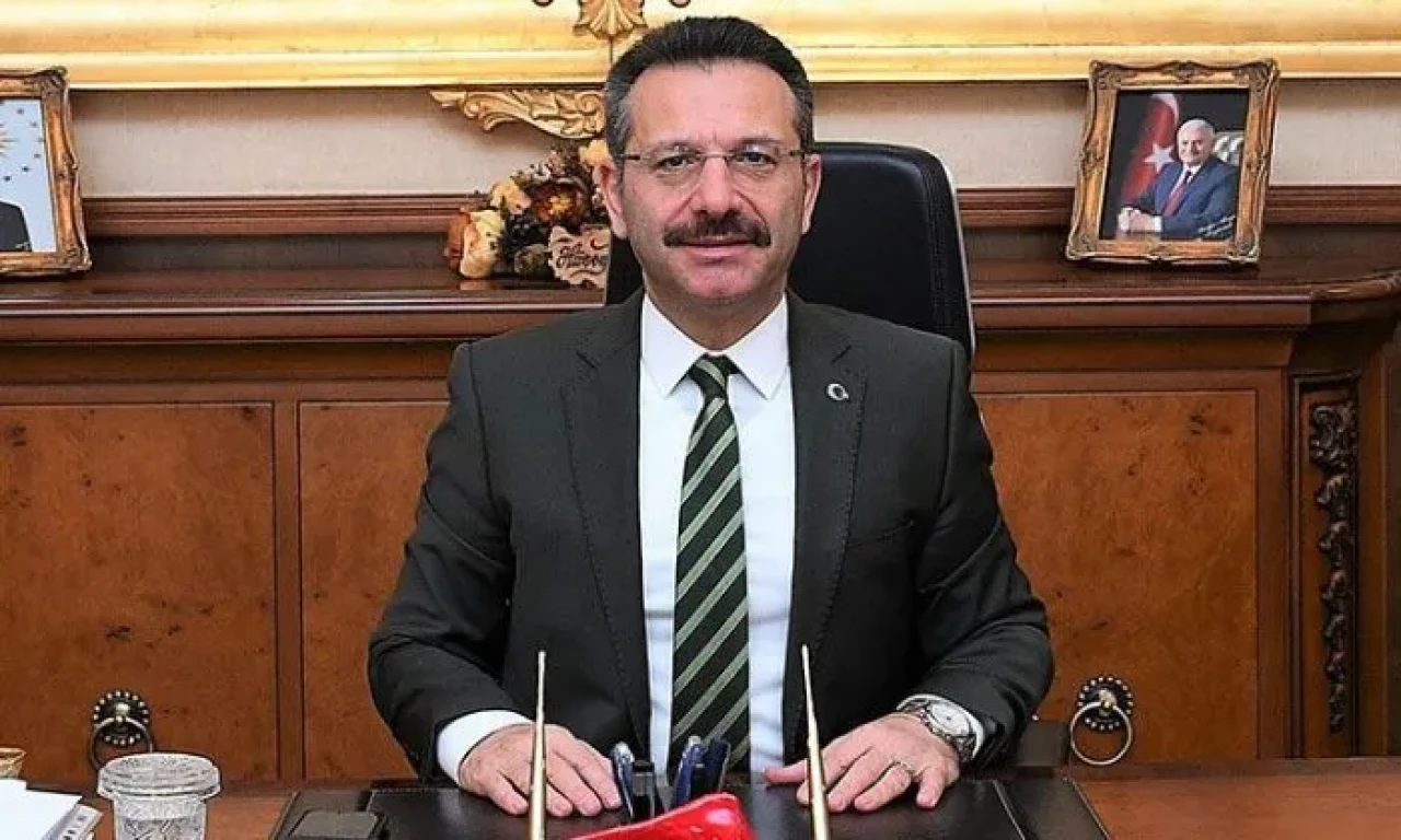 Vali Hüseyin Aksoy, İl Müdürü Orhan Bayrak’ın Nikah Şahidi Oldu
