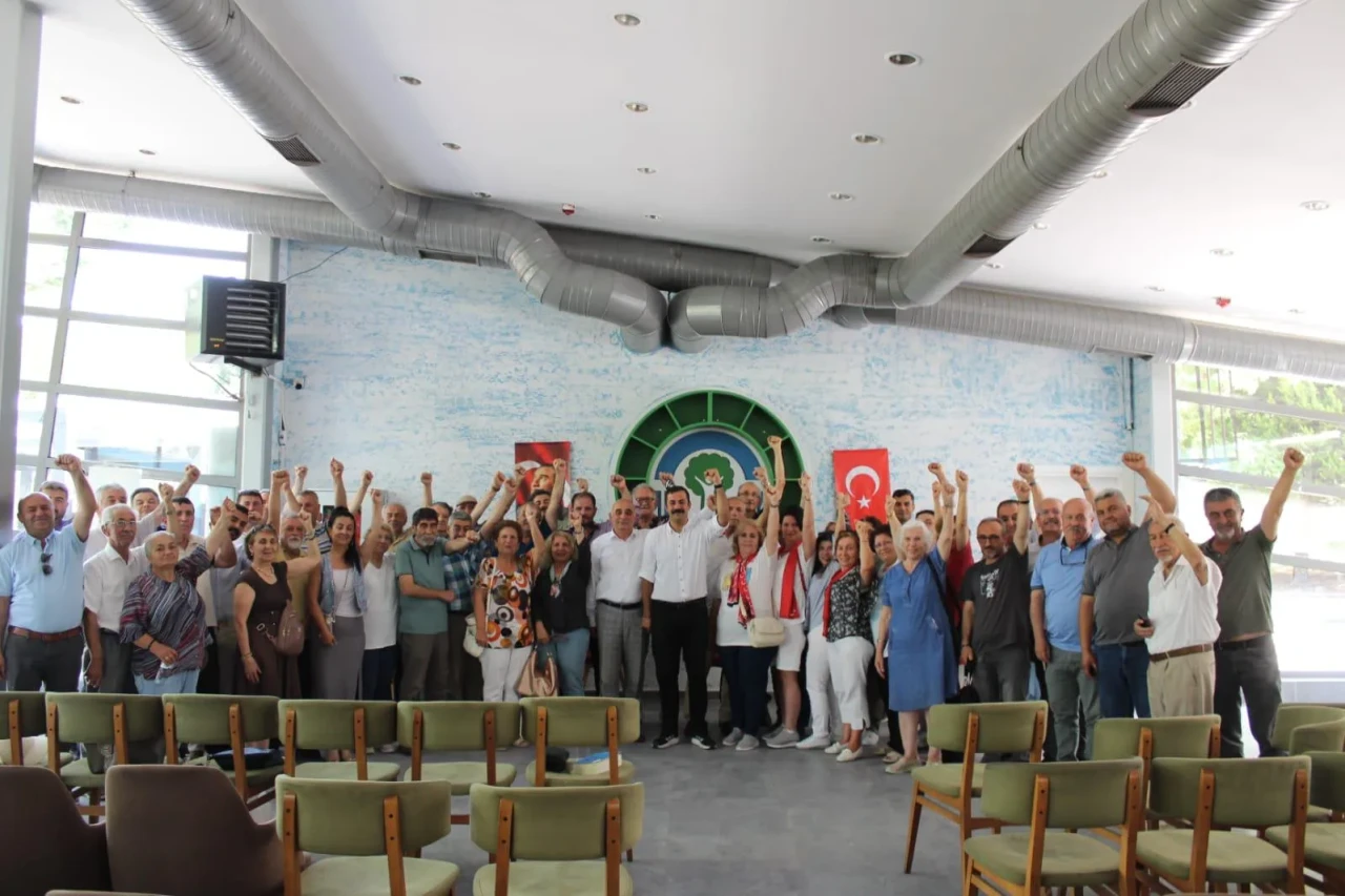 CHP Eskişehir'de Sokağın Nabzını Tutuyor: Mücadeleye Devam