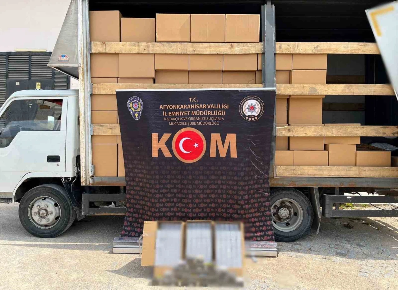 Tütün Kaçakçılığına Darbe: 2 Milyon 820 Bin Makaron Ele Geçirildi