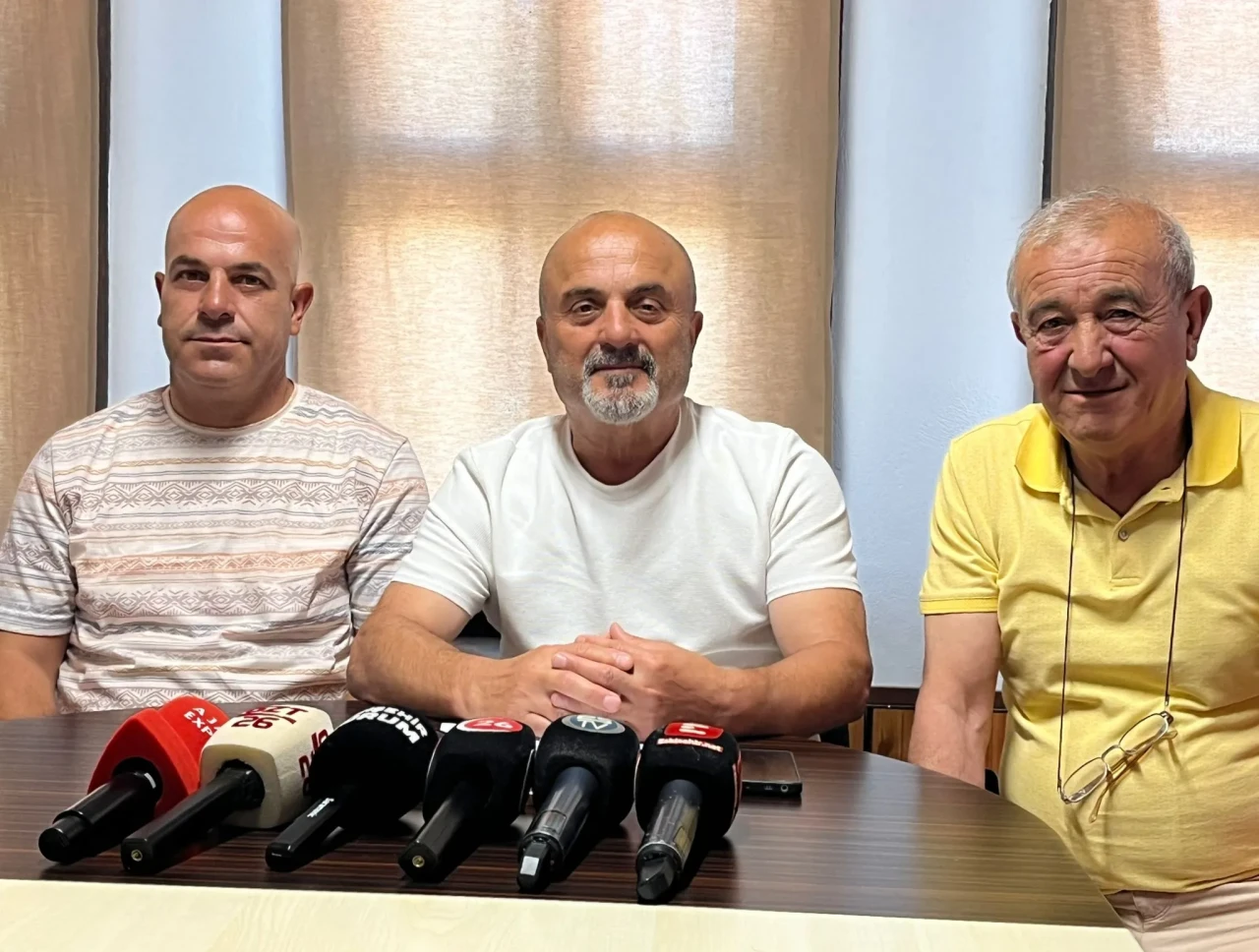Odunpazarı Muhtarları İsyan Etti: “Statta Fesli Zihniyetin İzi Var!”