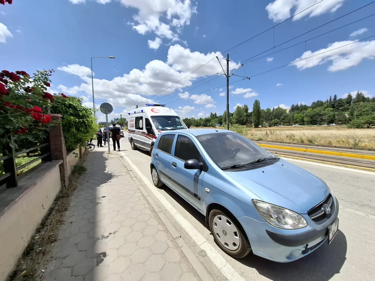 Otomobil ile bisiklet çarpıştı: 1 yaralı