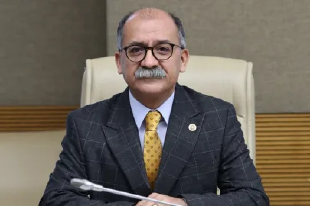 CHP’li Arslan’dan İmamoğlu’na Destek: “Bu Süreç Yok Hükmündedir”