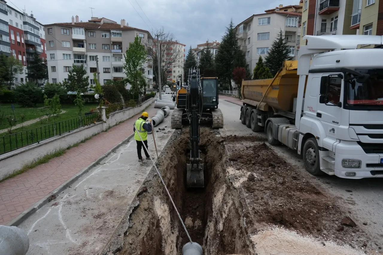 Vişnelik Mahallesi’nde Yağmur Suyu Altyapısı Yenilendi