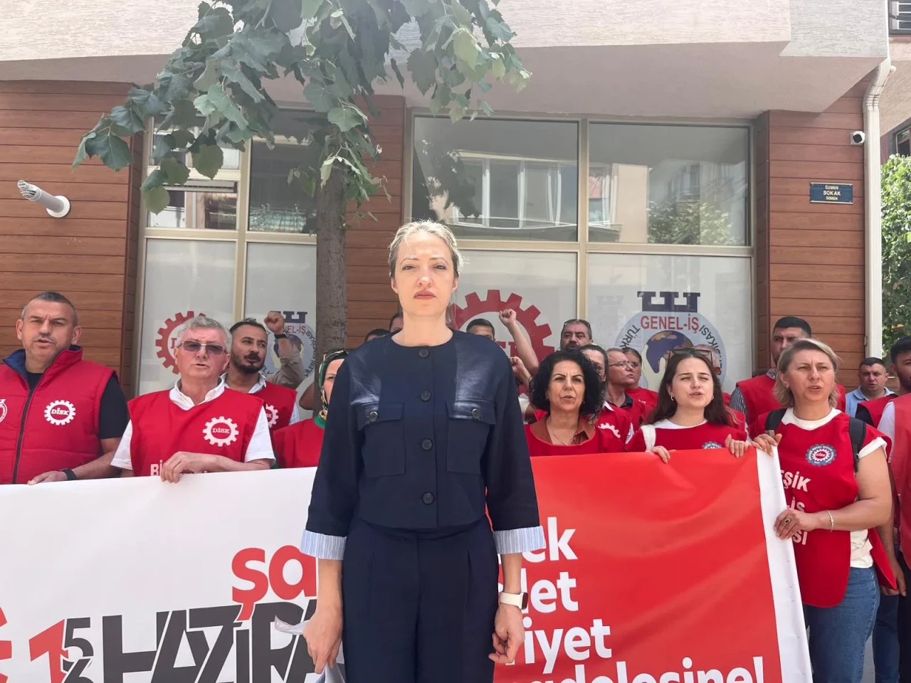 Eskişehir'de önemli açıklama: "Kimse kendini çok güçlü sanmasın"