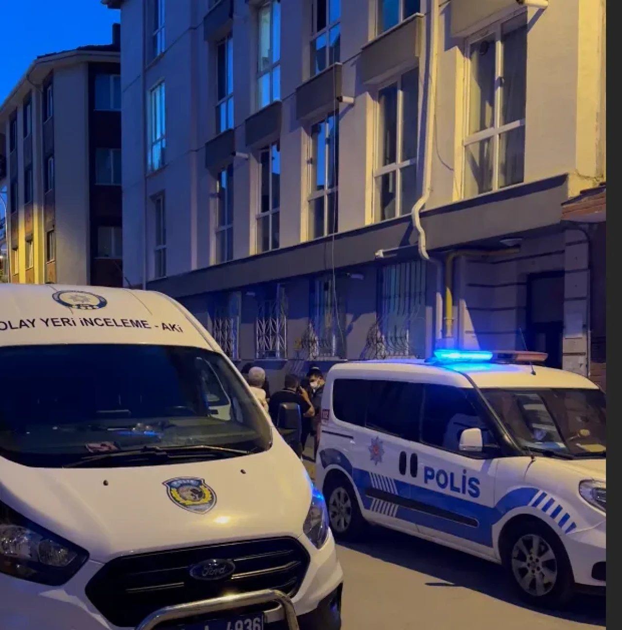 Evinde Ölü Bulundu, Cenazesi Tanınmayacak Haldeydi